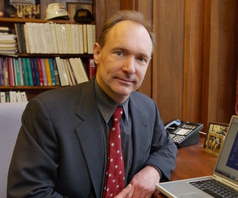 Tim Berners-Lee, Sang Penemu World Wide Web